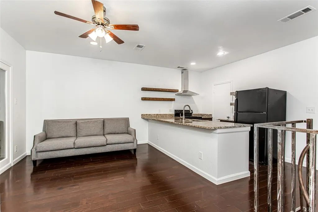 7660 Skillman Street, #401