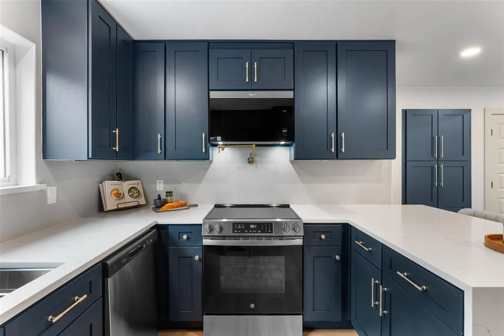 2123 Sunrise Trail