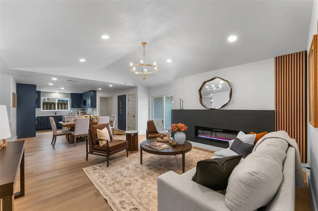 2123 Sunrise Trail