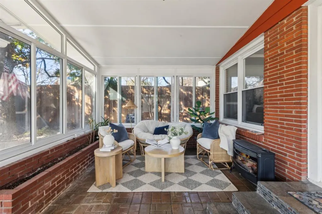 504 Monssen Drive