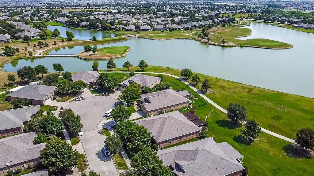 862 Carrington Greens Drive
