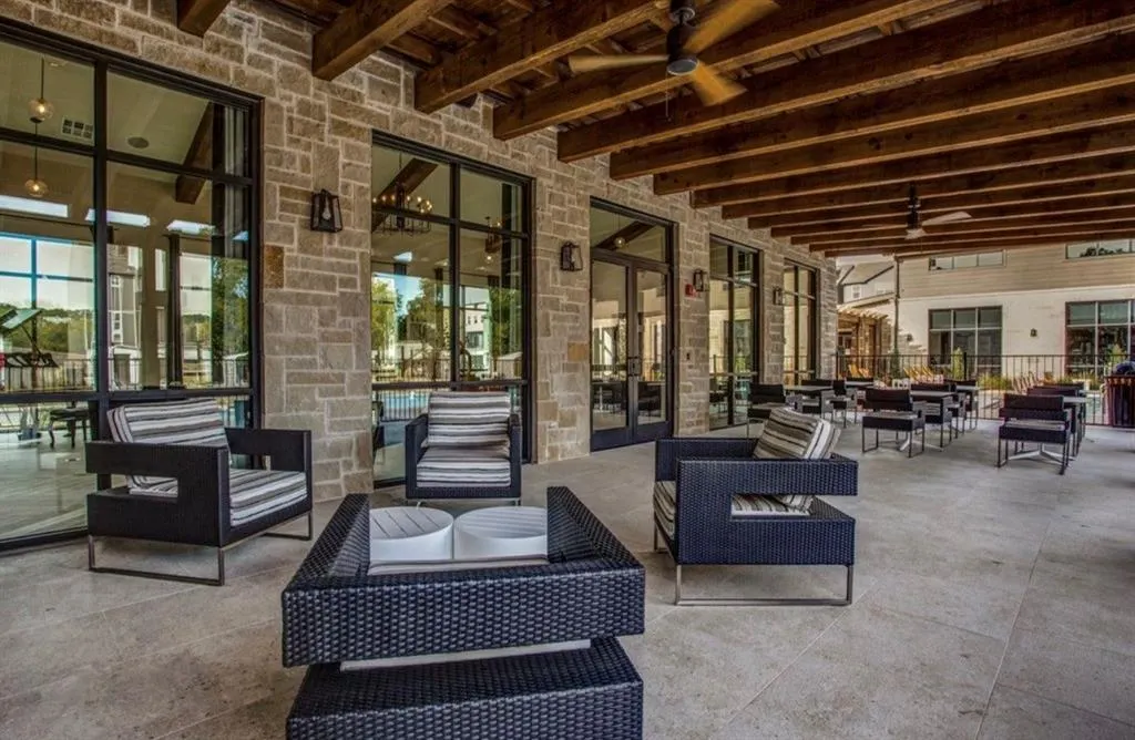 2649 La Altura Lane