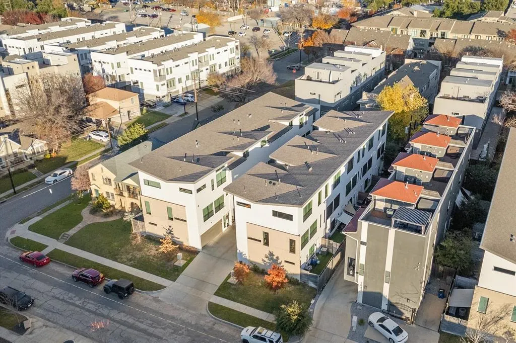 1848 Euclid Avenue, #104