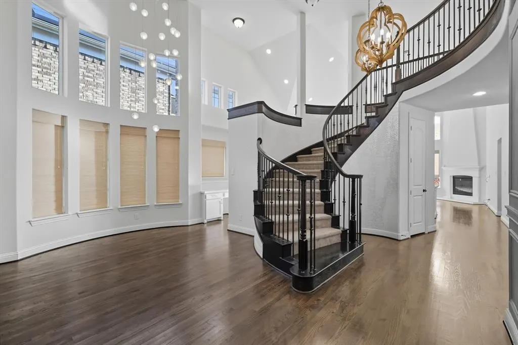 4815 Saguaro Ridge