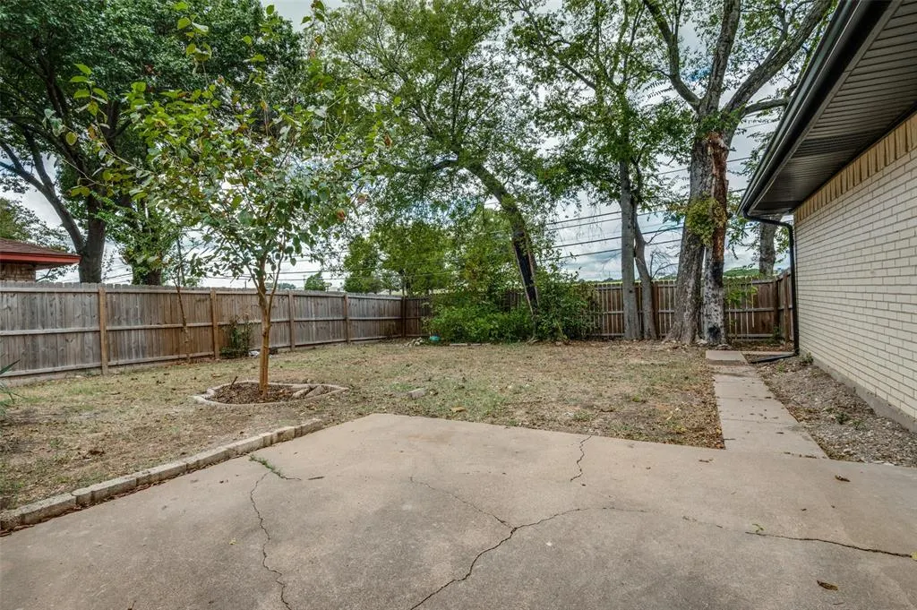 6115 Red Bird Court
