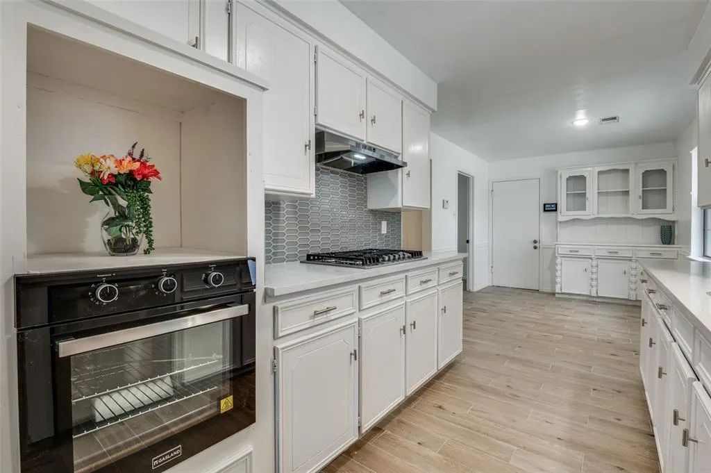 6115 Red Bird Court
