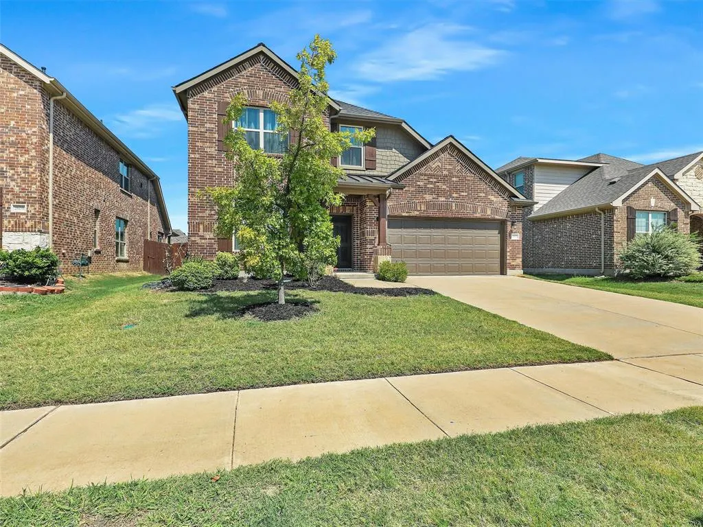 2613 Sunstar Drive
