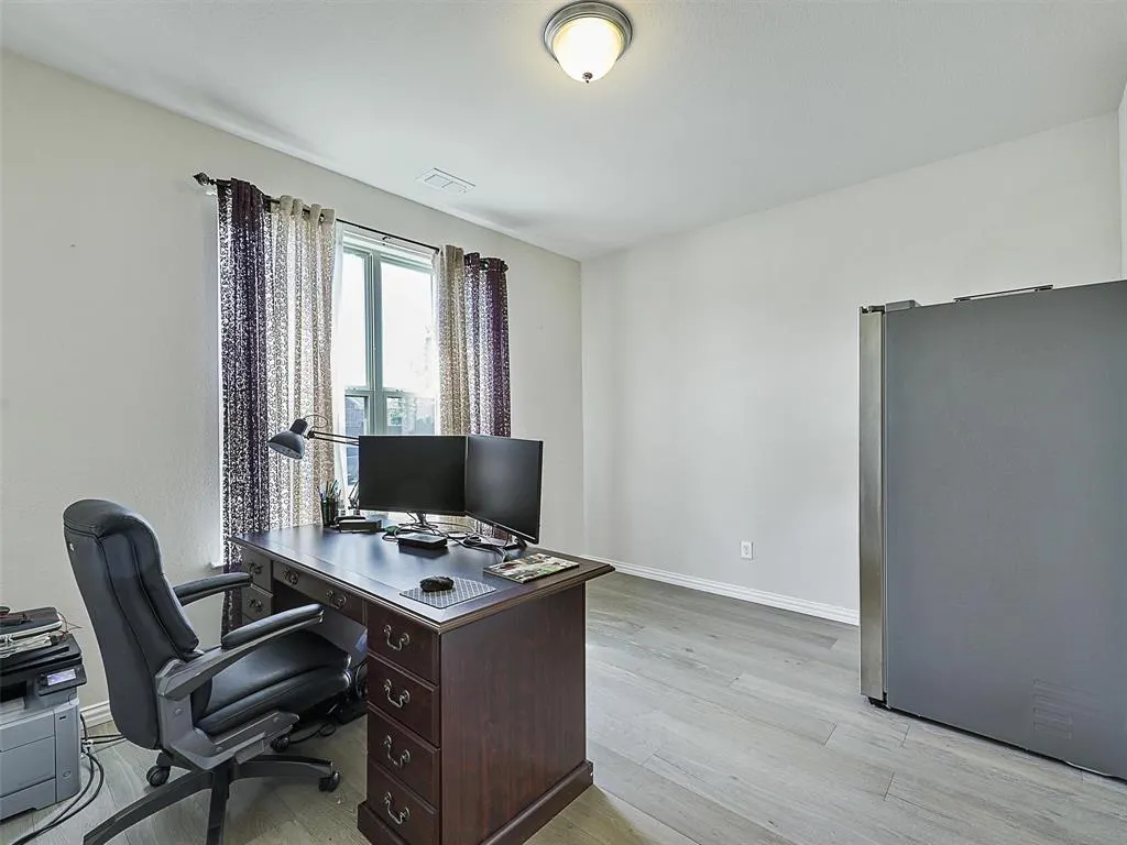 2613 Sunstar Drive