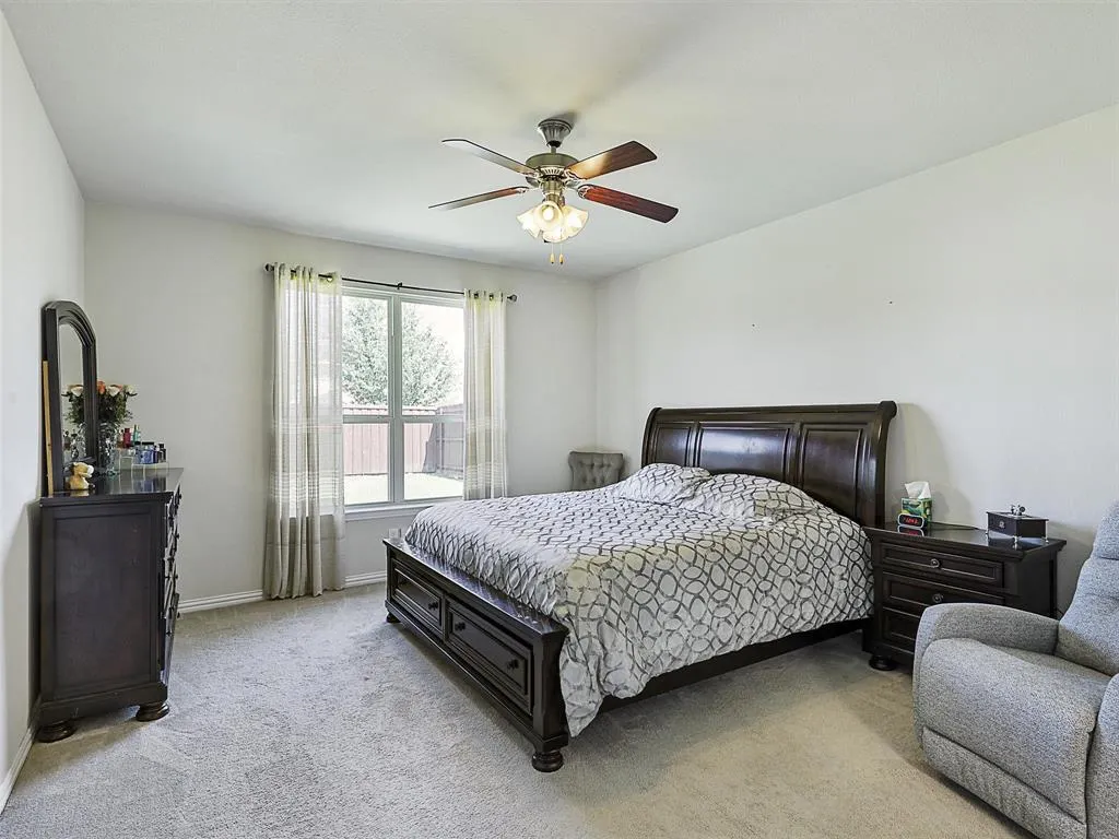 2613 Sunstar Drive