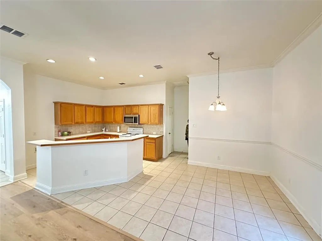 5916 White Pine Drive