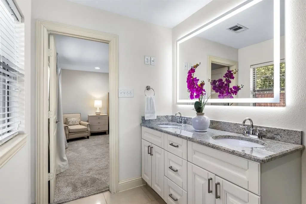 3965 Crown Shore Drive