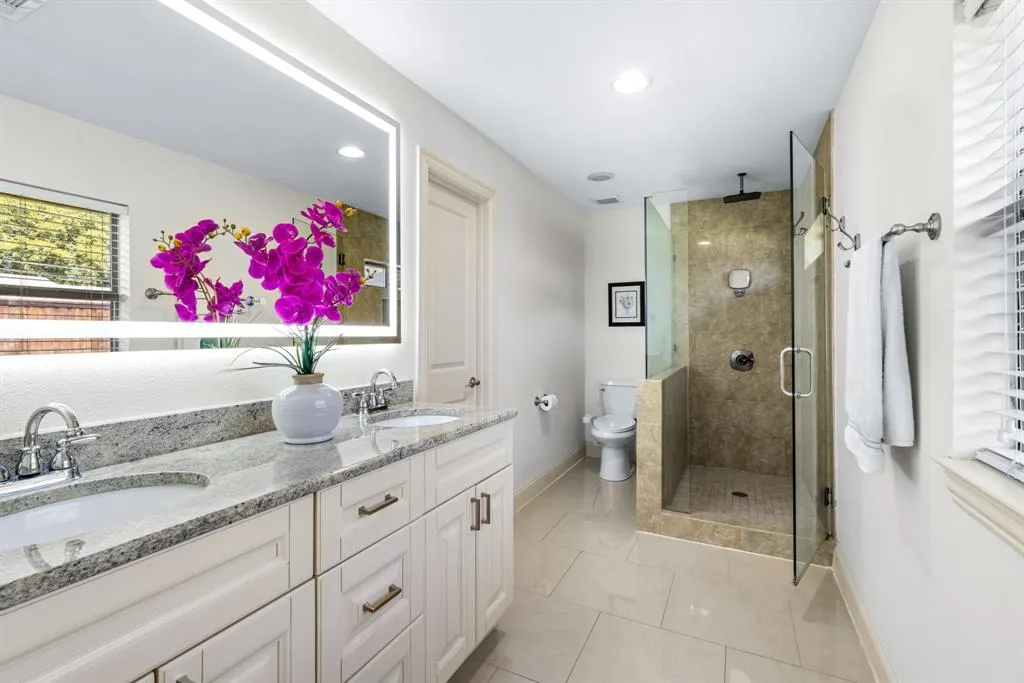 3965 Crown Shore Drive