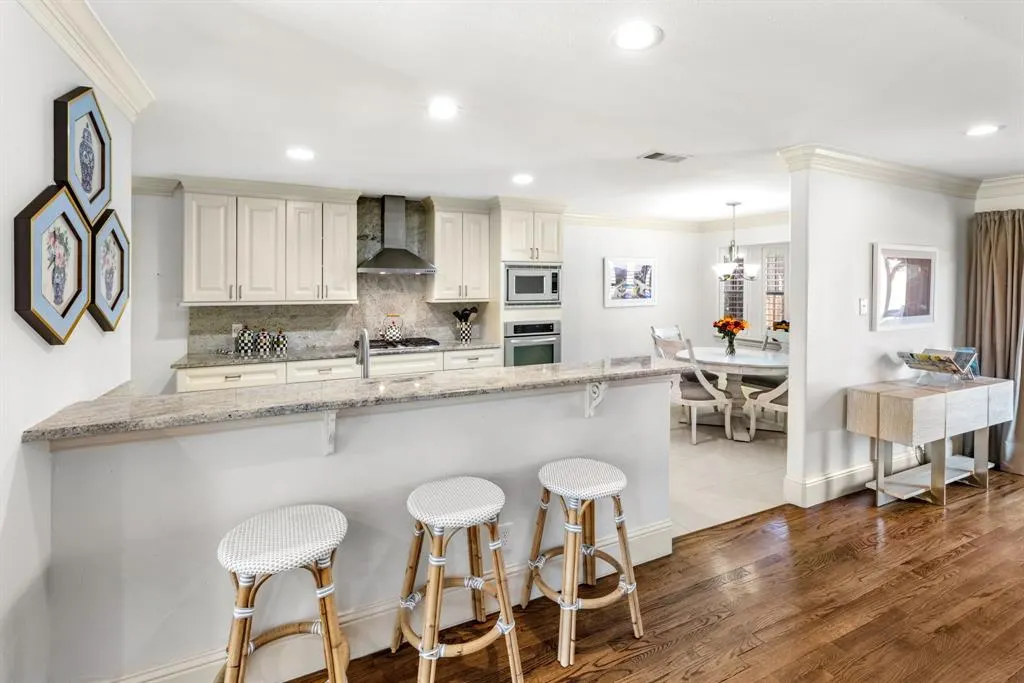 3965 Crown Shore Drive