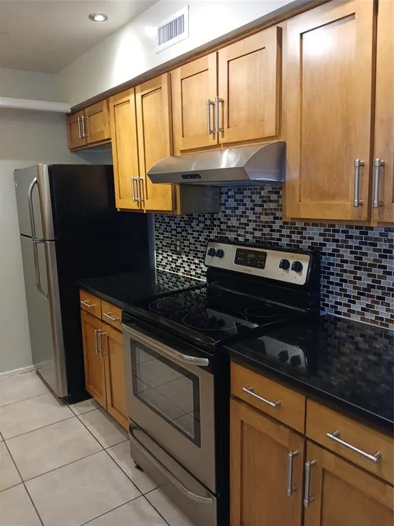 10536 Stone Canyon Road, #216