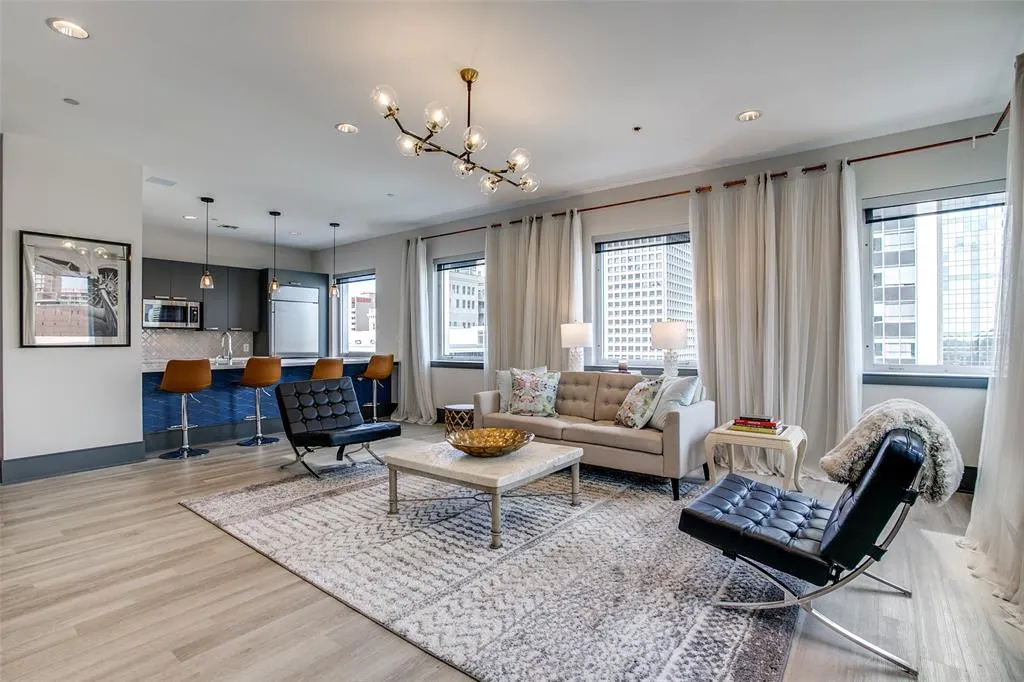 1505 Elm Street, #1603
