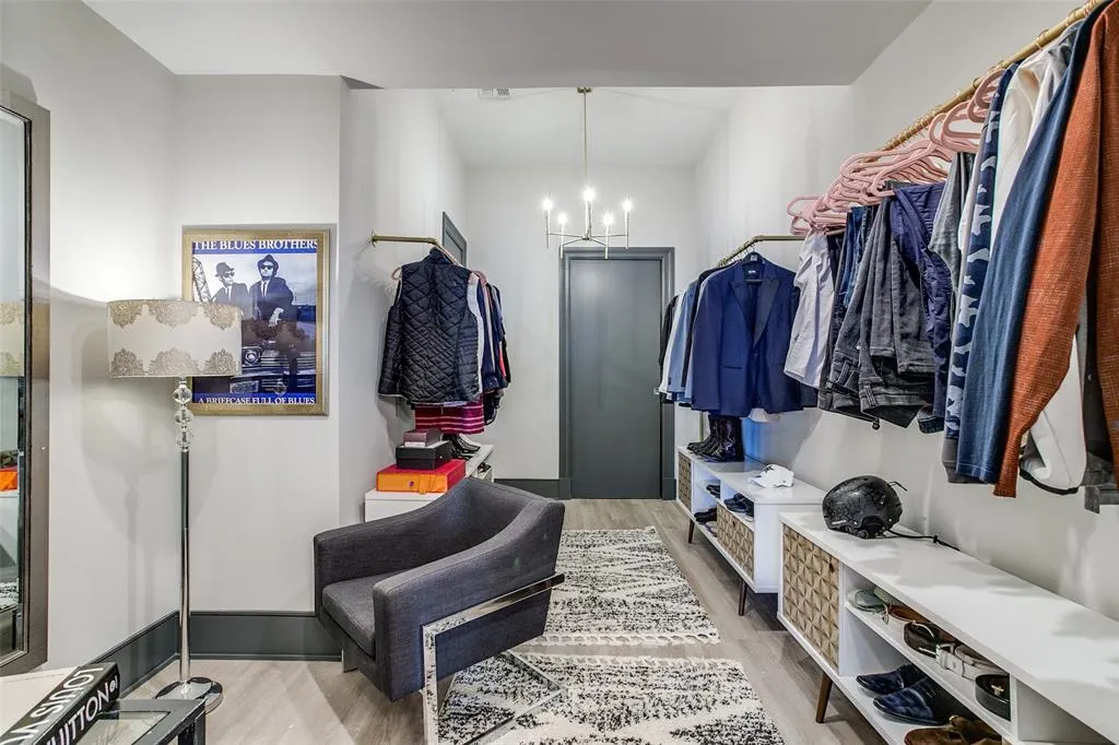 1505 Elm Street, #1603