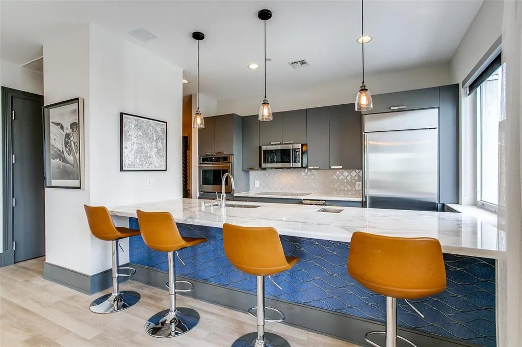 1505 Elm Street, #1603