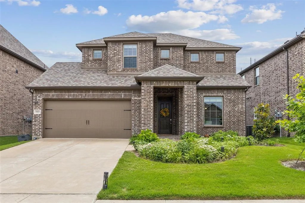 5909 Horsetail Drive