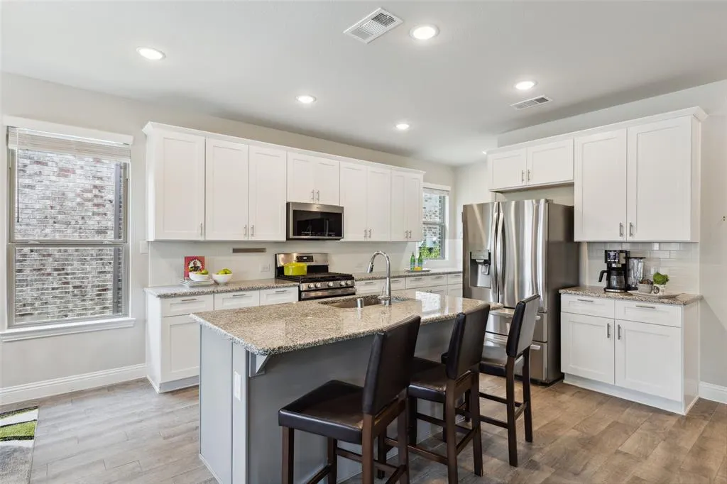 5909 Horsetail Drive