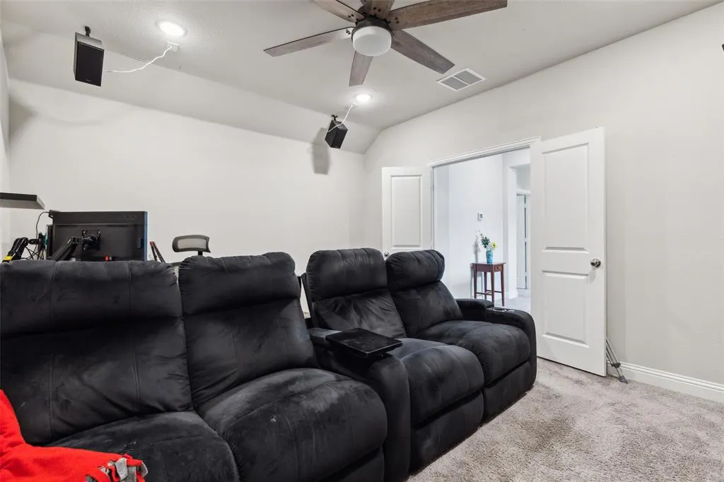 5909 Horsetail Drive