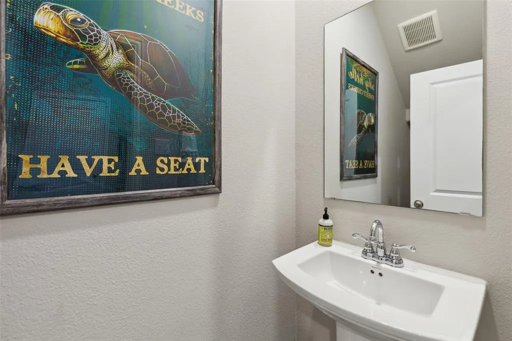 5909 Horsetail Drive