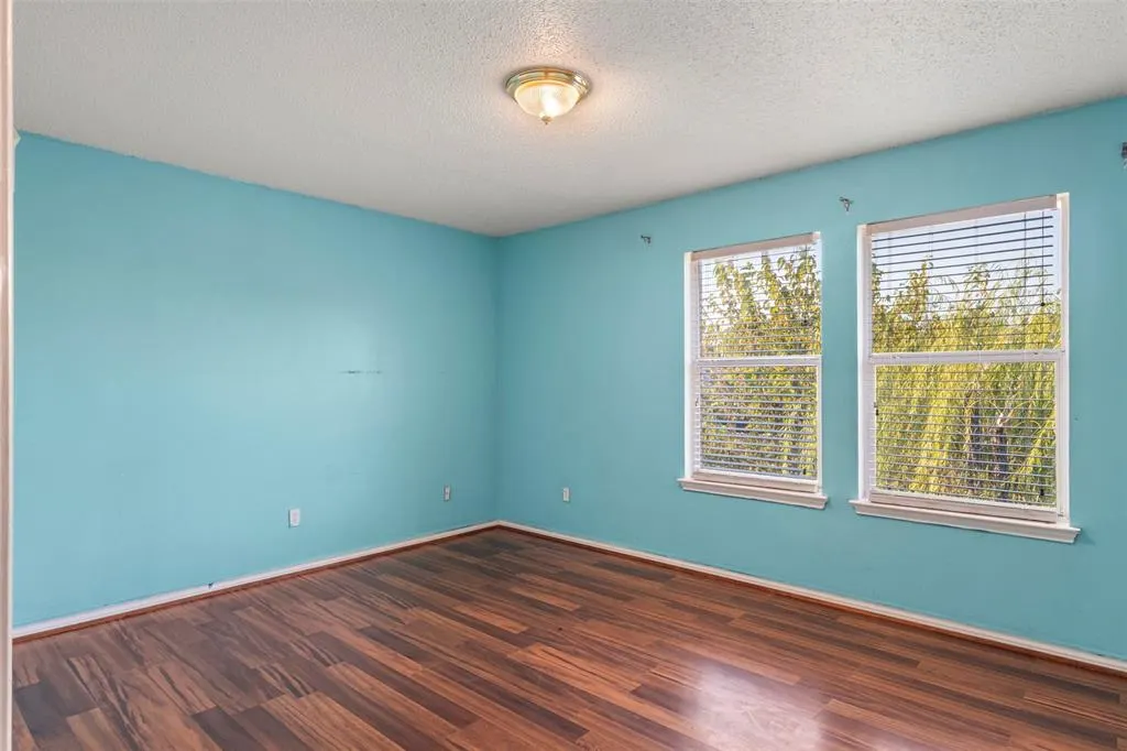 2444 Chinkapin Way