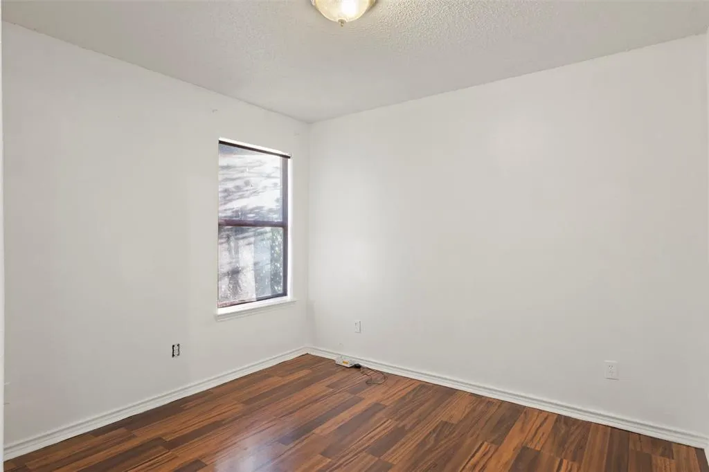 2444 Chinkapin Way