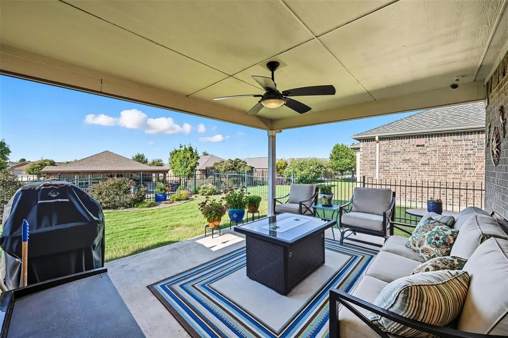 2246 Beachfront Drive