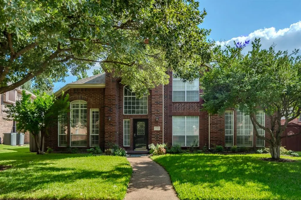 3316 Shady Valley Road
