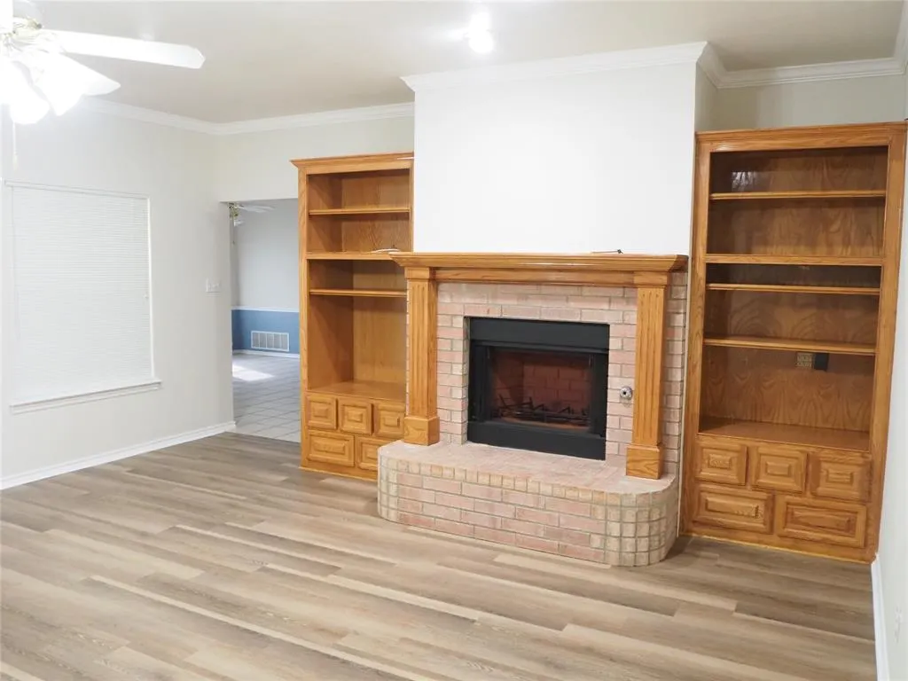 4763 Red Oak Circle
