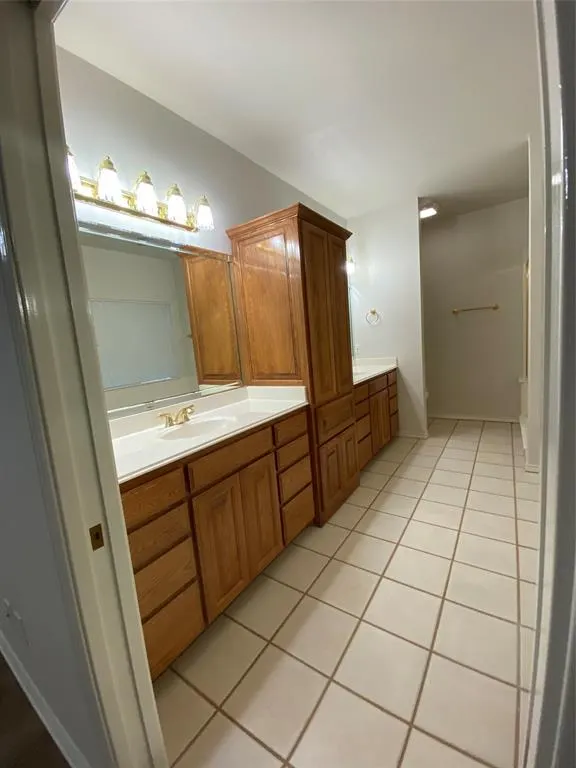 4763 Red Oak Circle