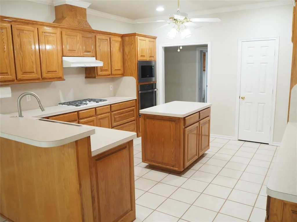 4763 Red Oak Circle