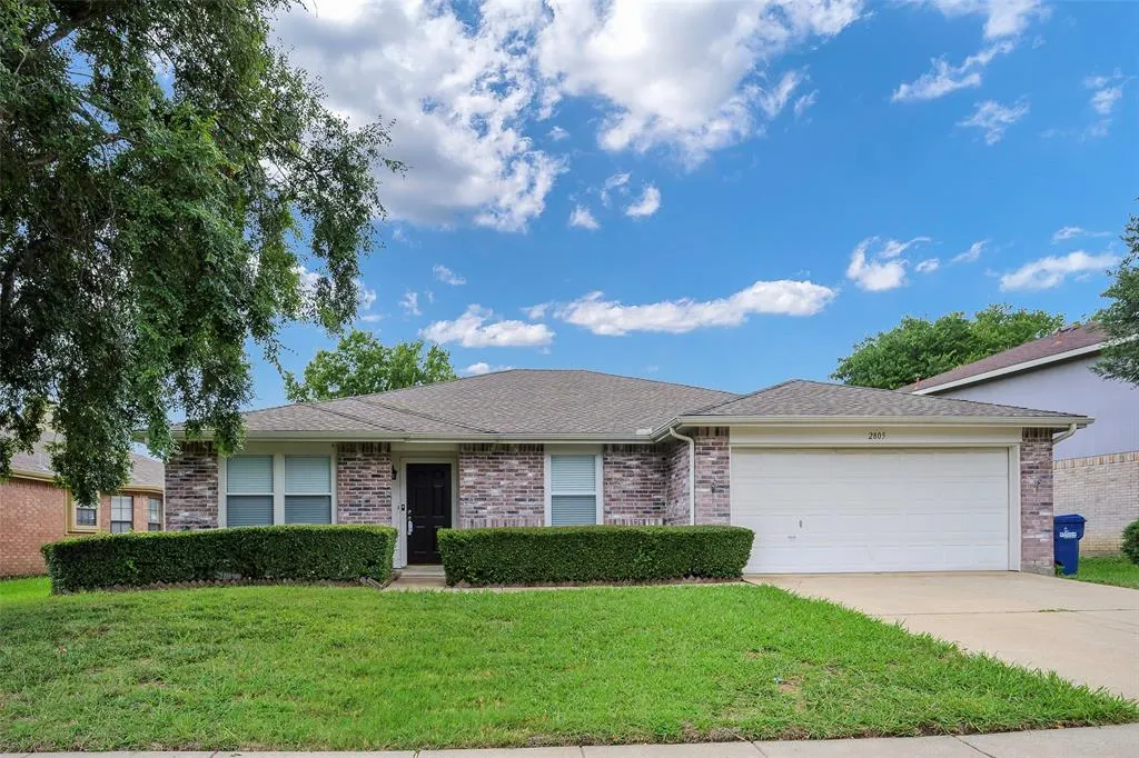 2805 High Pointe Boulevard