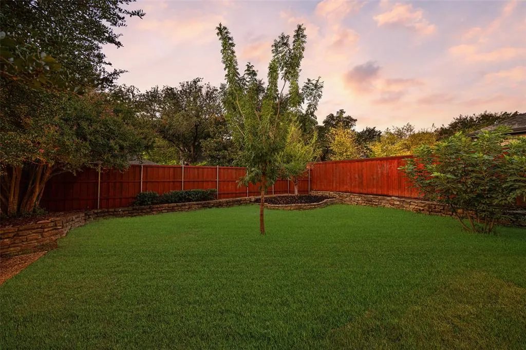 9530 Viewside Drive