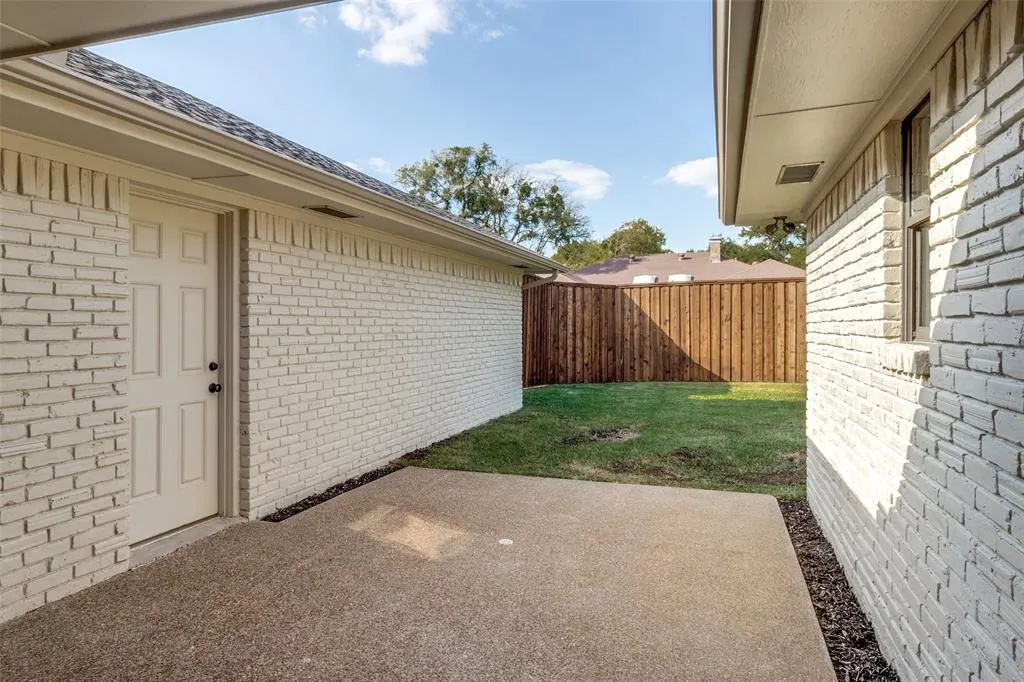 10101 Apple Creek Drive