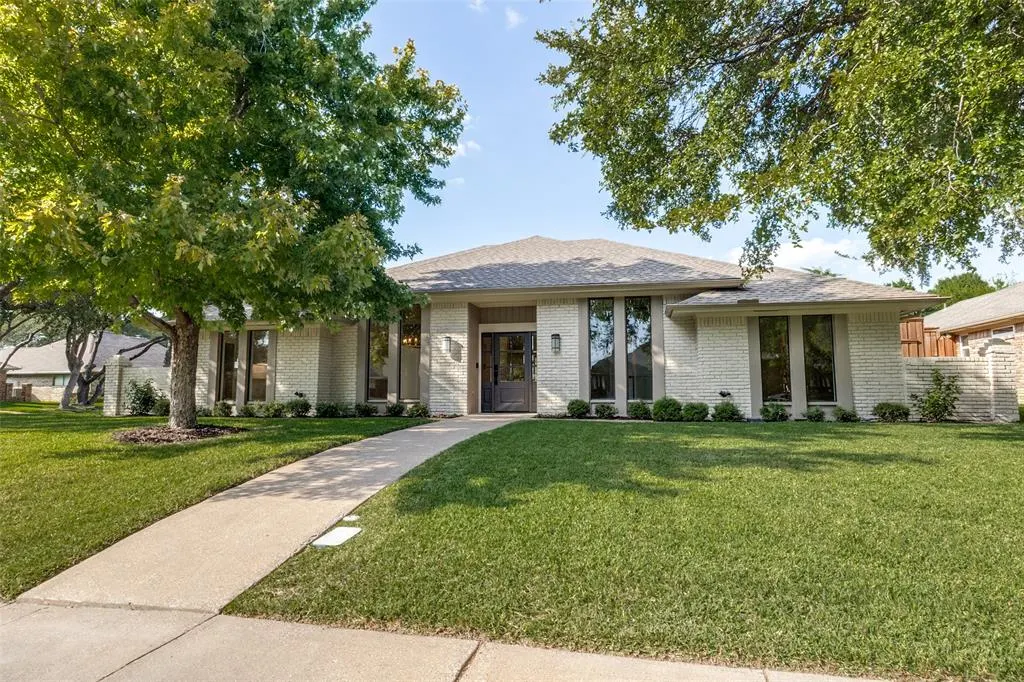 10101 Apple Creek Drive