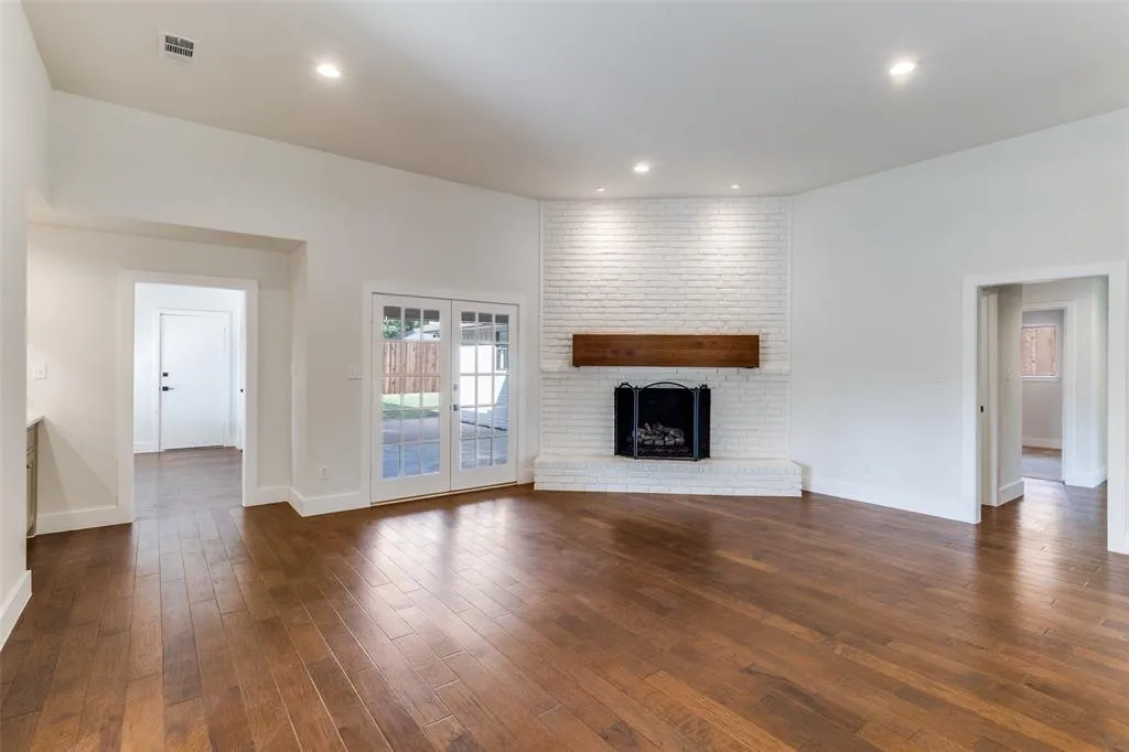 10101 Apple Creek Drive
