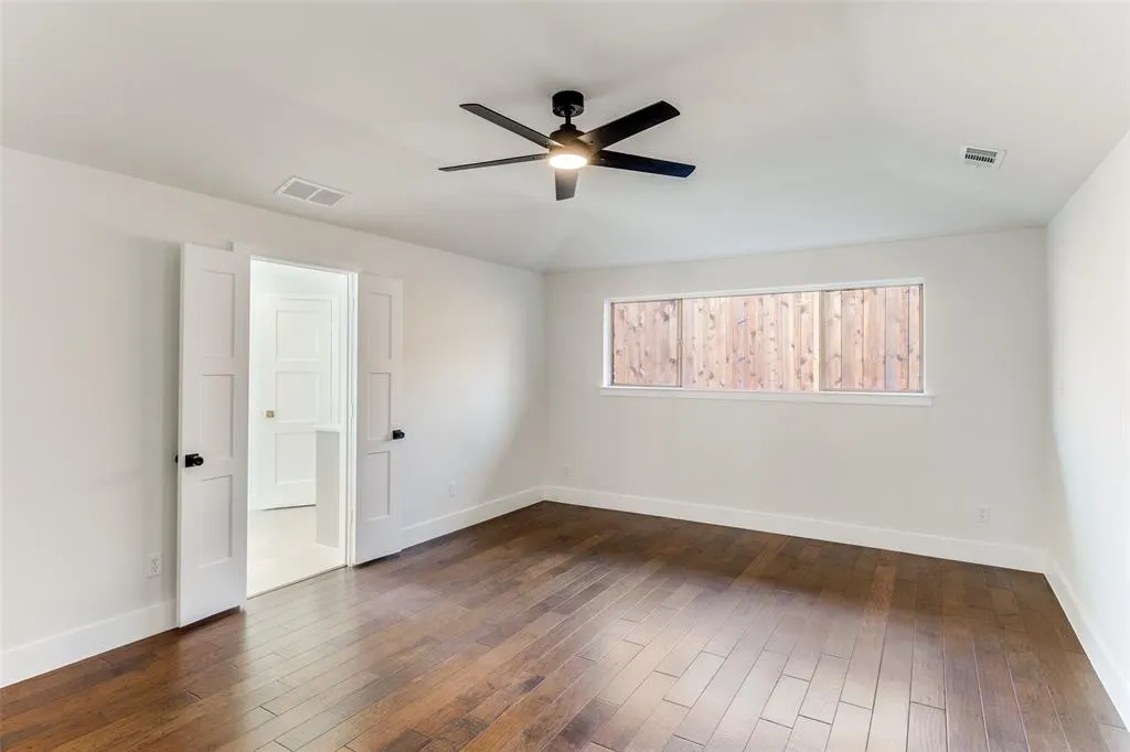 10101 Apple Creek Drive