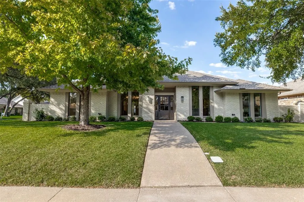 10101 Apple Creek Drive