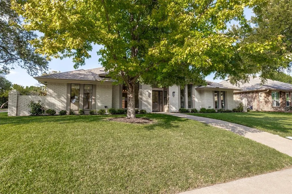 10101 Apple Creek Drive