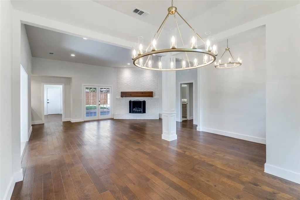 10101 Apple Creek Drive