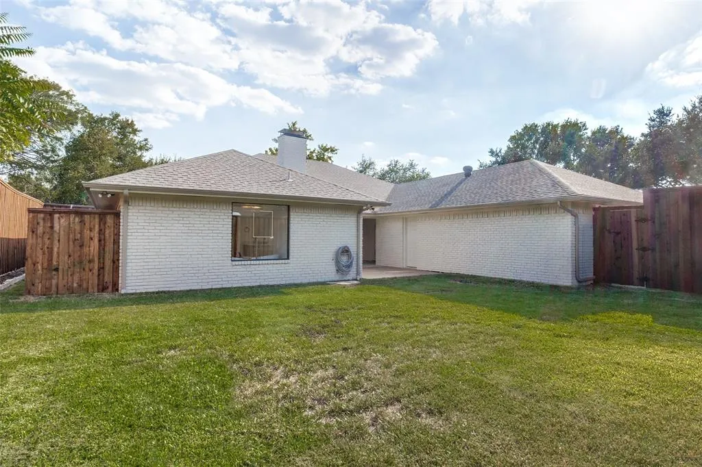 10101 Apple Creek Drive