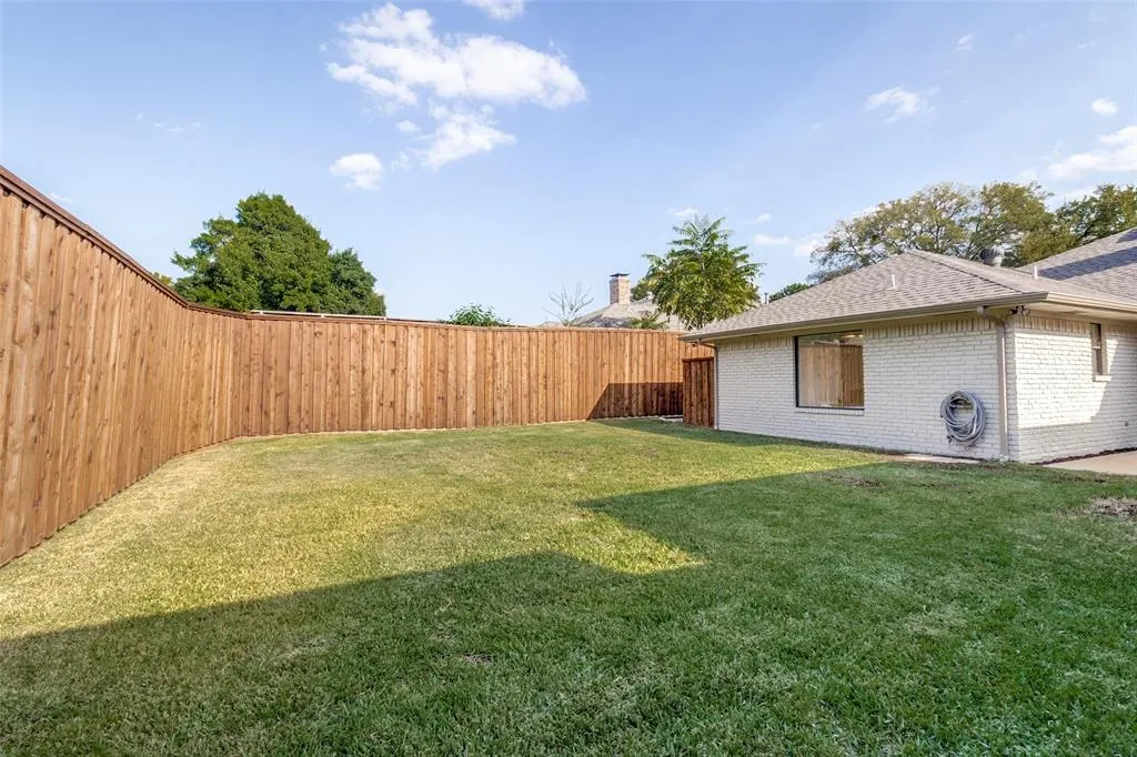 10101 Apple Creek Drive