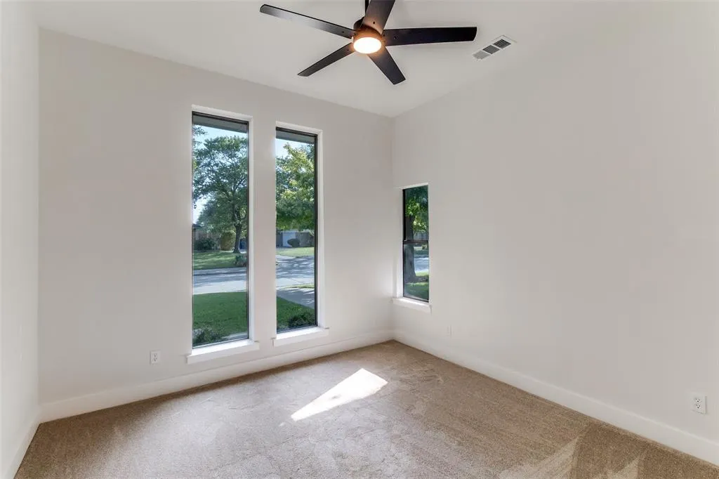 10101 Apple Creek Drive