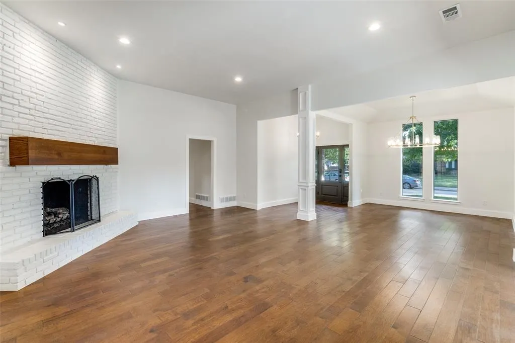 10101 Apple Creek Drive