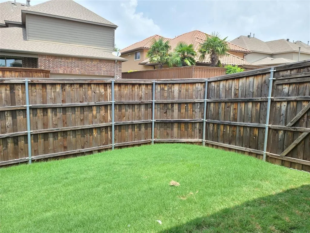 2282 Kittyhawk Drive
