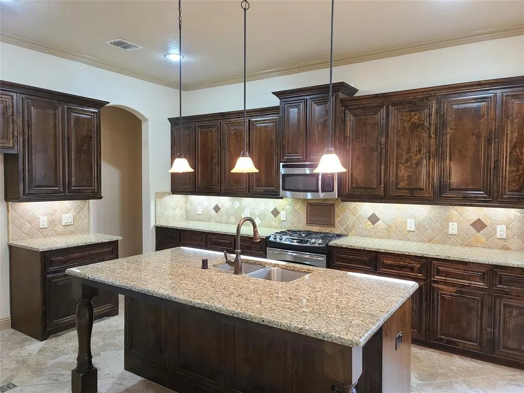 2282 Kittyhawk Drive