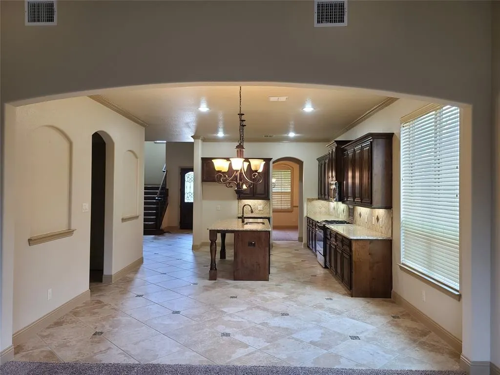 2282 Kittyhawk Drive