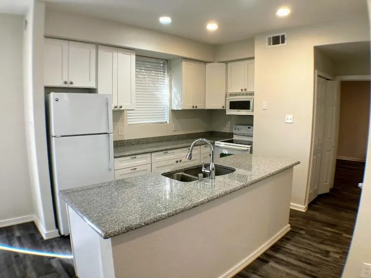 4015 Bowser Avenue, #C