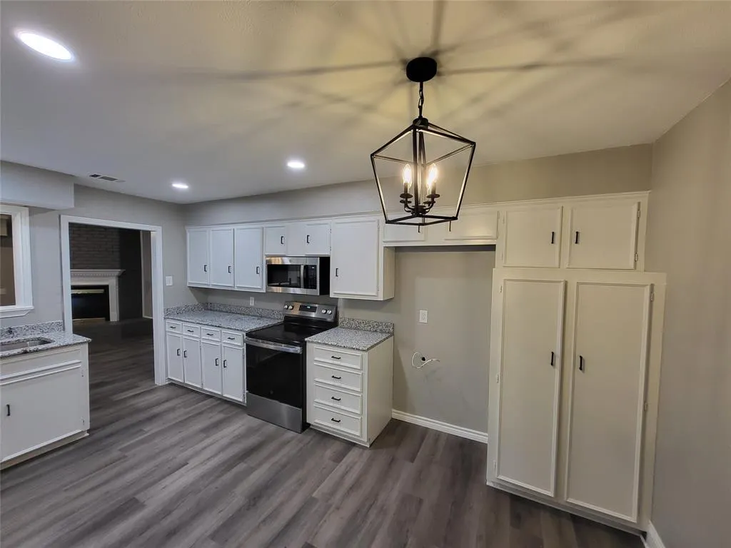 14706 Overview Drive